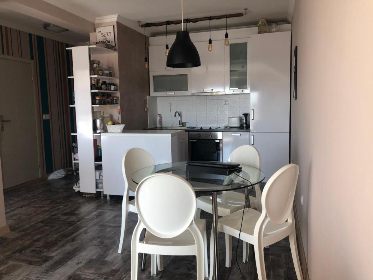 Gala Apartment Tivat Exteriör bild